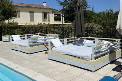 Image de Superbe Mas provençal de 250 m2 à louer