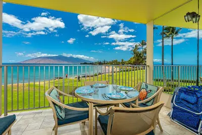 Image de Experience Oceanfront Luxury at Royal Mauian 206: Stunning Views Await!