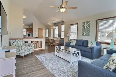 Image de Sea Star- Ocean Views- Steps to Beach- Community Pool