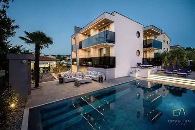 Image de Stylish Villa Curiera in the city center with private pool and lounge on Krk