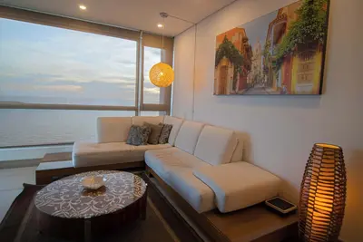 Image de Luxury 3 Bedroom Ocean View Apartment in Laguito