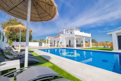 Image de Cubo's Villa Pilar / piscine privée / Wi-Fi gratuit