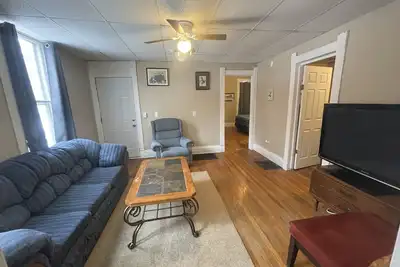 Image de (G1) 3 bdrm near Syracuse University and Destiny Mall!
