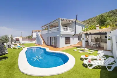 Image de Cubo's Villa Gabriela \/ Wifi gratuit \/ Piscine privée \/ jacuzzi