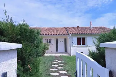 Image de Maison de 90m2 avec jardin et terrasse en plein coeur du vignoble blayais