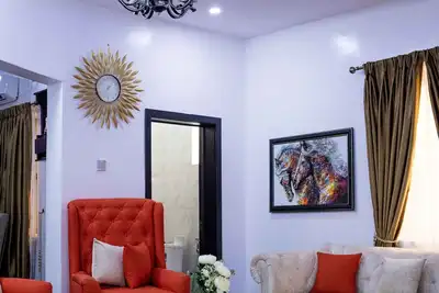 Image de Exquisite Secured 3 Bedroom Duplex