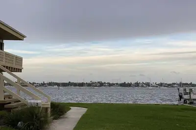 Image de Waterfront condo overlooking Palm Beach