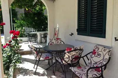 Image de A2 - apt w patio, just 3 min walking to the beach