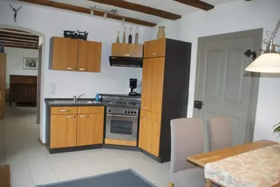 Image de Ferienwohnung qm) mit Kombiniertem Schlaf-wohnbereich und Küchenzeile