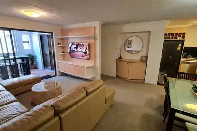 Image de Perfectly Central 2 Bedroom Apartment & Office