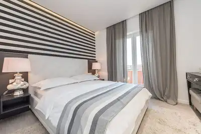 Luxury Apartments Garden - One Bedroom Apartment with 2 Balconies and Sea View