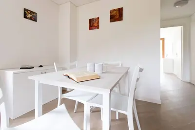 Image de Villa Tola - Violetto