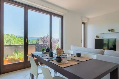 Image de By The Lake Apartments - Centro Storico