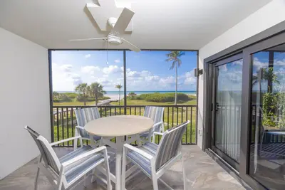 Image de All New! Gulf Front! High End! Pelicans Roost 102 on Sanibel Island
