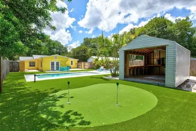 Image de Private Oasis: Heated Saltwater Pool+Putting Green