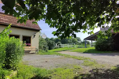 Image de Erdhausapartment West \"die Außergewöhnlich und Besondere Unterkunft\"
