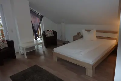 Image de Appartement mit Balkon