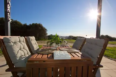 Image de Absolute Oceanview Beachfront - Sandy Feet 🦶 1, Beach Stayz Semaphore