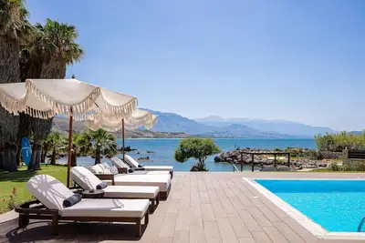Villa Lygia - Beachside Luxury Redefined: by etouri