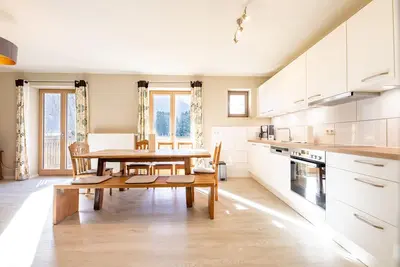 Image de Vacation apartment \"Kandahar\" - the perfect vacation spot for hikers and skiers!