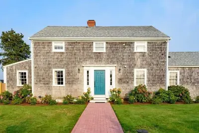Image de Luxurious Nantucket Getaway | Heated Pool