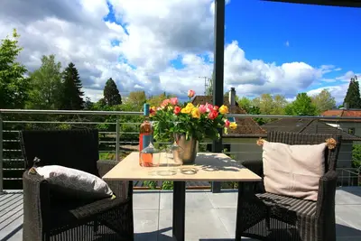 Image de Tolles Apartment Mitten in der Stadt!