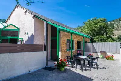 Image de L'Amandier à Blajoux - Blajoux