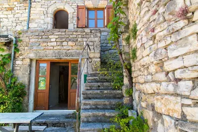 Image de Gîtes de France à Montbrun