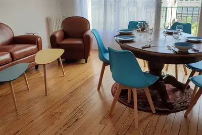 Image de Grand logement rénové, 84 m2, 5 Personnes, à 100 m de la Gare et du tramway