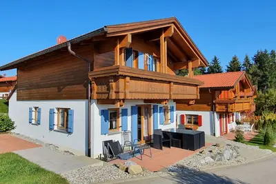 Image de \"Family-friendly vacation home on Lake Lechsee: pure nature and relaxation! \"