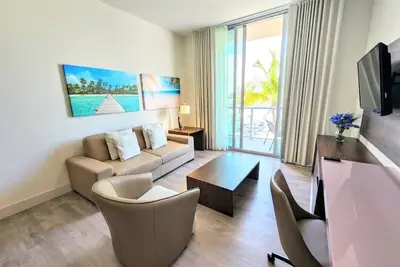 Image de Beach Luxury Condo w/ Balcony and Rooftop Pool-Cs27