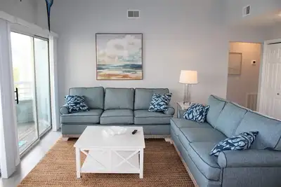 Image de Buccaneer Village 425 | Covered Parking | Canal front | Private Balcony