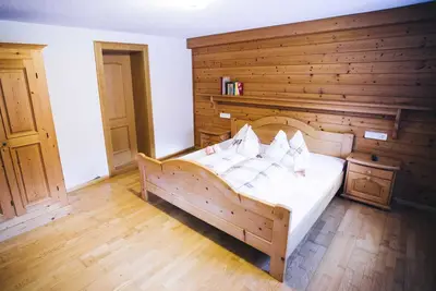 Image de PrĂĽnsterhof - Ferienwohnungen - Ferienwohnung Tilliach