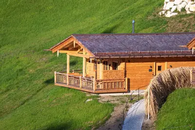 Image de \"franzerl Alm\" fĂĽr 2-4 Personen, Terrasse mit Bergblick, Whirlpool, Infrarotliegen
