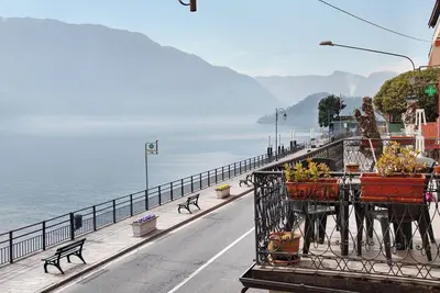 Image de Appartement \"Helvetia\" sur le lac de Côme avec vue sur le lac, Wi-Fi et terrasse