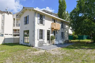 Image de Petit chalet avec jardin sur le Bassin d'Arcachon