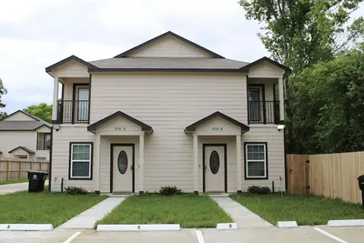 Image de Beautiful 2 Bedroom 2. 5 Bath Townhome-Sleeps 6