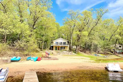 Image de Private Waterfront - Basford & Big Star Lake