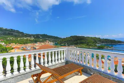 Image de Faros Tria, Gaios Family studio, sleeps 3, balcony, views