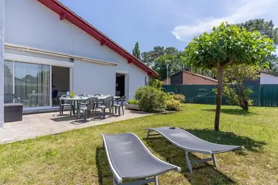 Image de Bel appartement dans une maison de vacances avec Wifi, Tv, terrasse, animaux admis, parking