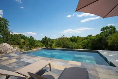 Image de Agréable appartement avec climatisation, piscine, Wifi, Tv, terrasse, vue panoramique et parking