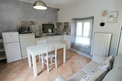 Image de Joli appartement pour 3 personnes avec Wifi, Tv, patio et parking