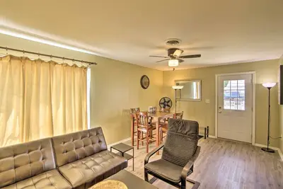 Image de Royal Oak Hideaway: 15 Mi to Downtown Detroit!