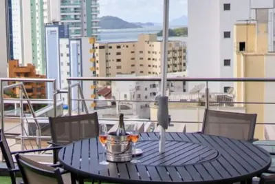 Image de Cobertura de Luxo - Jacuzzi e Piscina