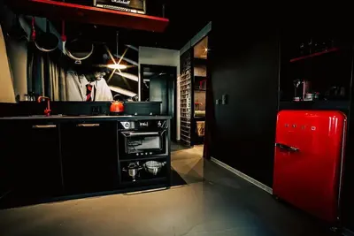Image de You Shook Me All Night Long 2 Balcony - Boutique Apartments Old School