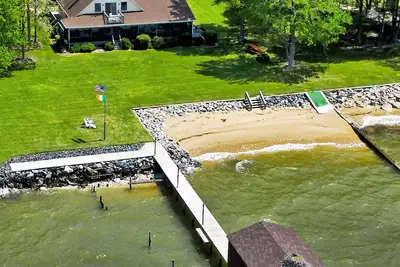 Image de 1. 5 heures de D. C. - No Bay Bridge - Piscine intérieure - Plage privée