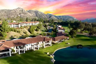 Image de Hyatt Vacation Club at the Welk - Many Weeks Available! - Hosted by Travelscowt