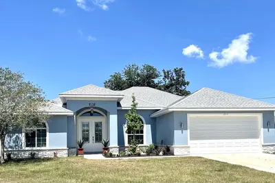 Beautiful Vacation House Close to the Beach