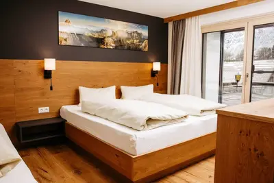 Image de Appartement Deluxe 3 Personen mit Terasse - Appartements Kella-egg