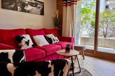 Image de Superbe appartement 48m² avec terrasse, centre village, parking, proche ski-bus, non-fumeur